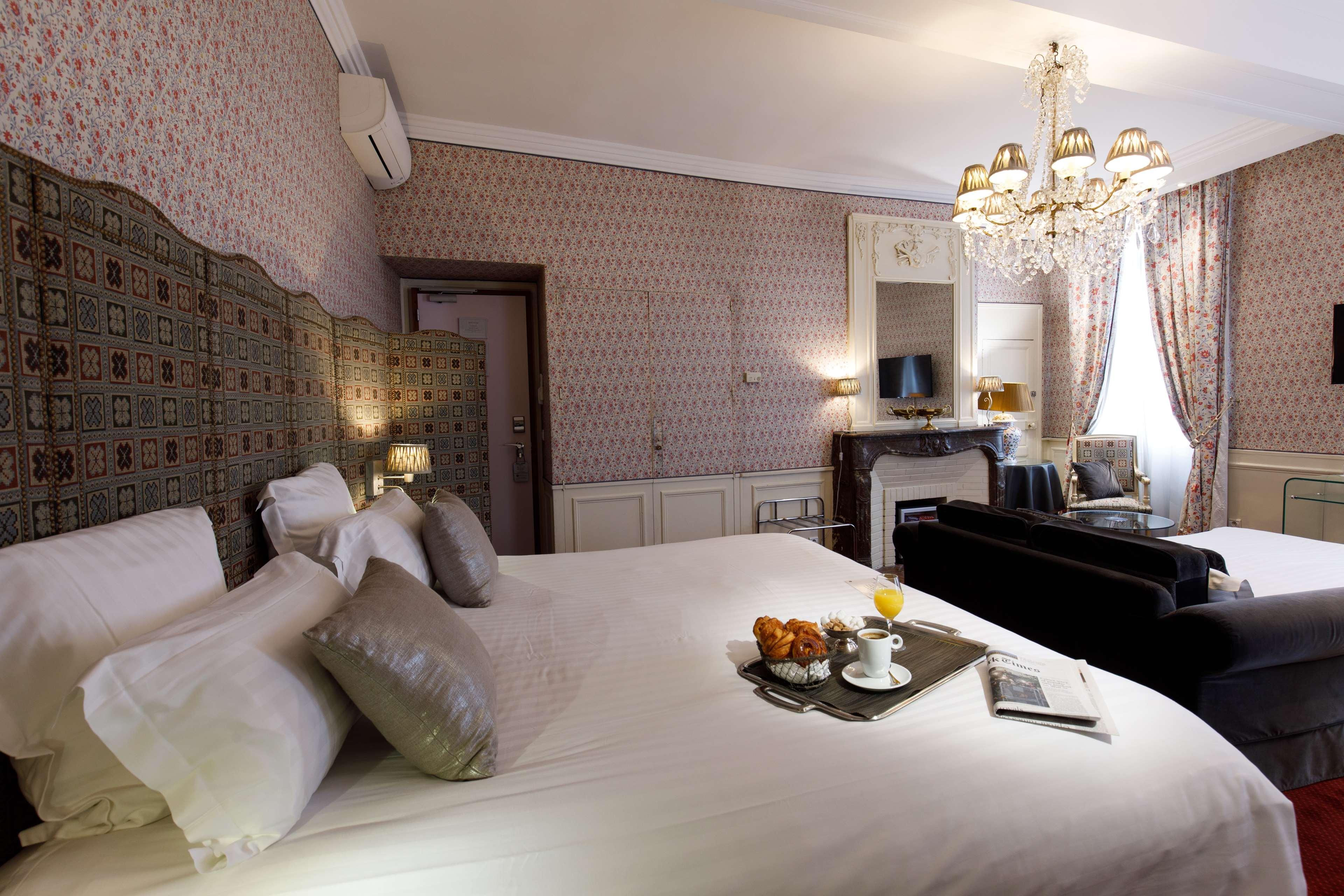 Hotel & Spa Le Grand Monarque, BW Premier Collection Σαρτρ Εξωτερικό φωτογραφία