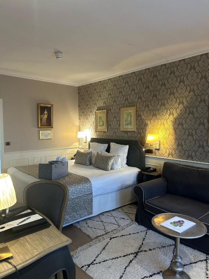 Hotel & Spa Le Grand Monarque, BW Premier Collection Σαρτρ Εξωτερικό φωτογραφία